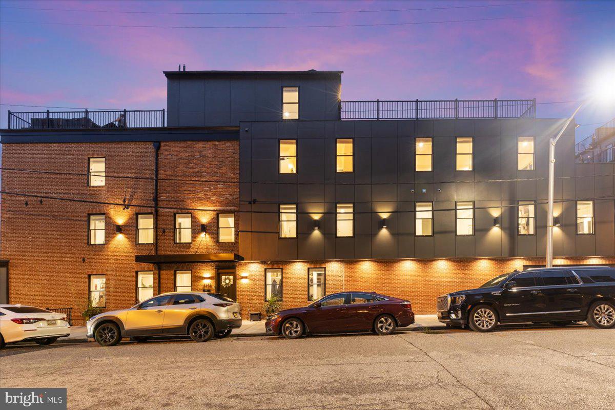 3424 Toone Street Baltimore, MD 21224 - Photo 74 of 87 Side View - Night