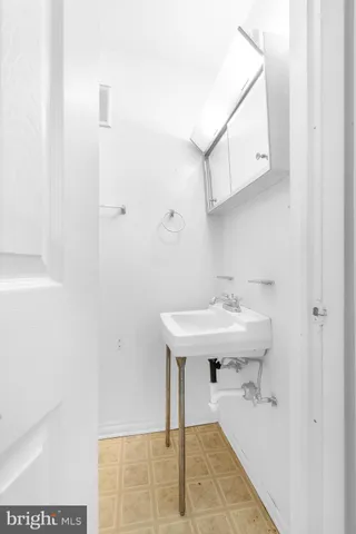 $250,000 | 37 Heron Court, Newark, DE 19702