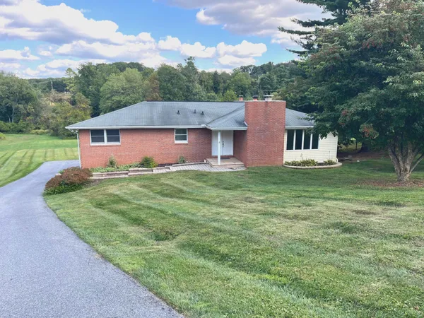 $469,900 | 1659 St Paul Street, Hampstead, MD 21074