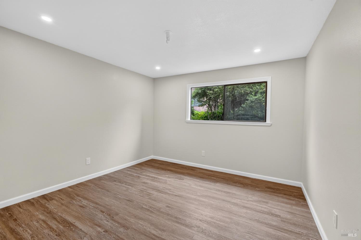 260 Los Alamos Road Santa Rosa, CA 95409 - Photo 12 of 33
