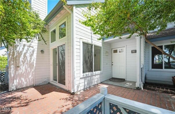 639 Springbrook North, Unit 48 Irvine, CA 92614 - Photo 1 of 12 a view of a house with a tub and balcony