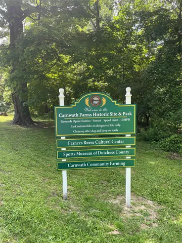 a view of sign board