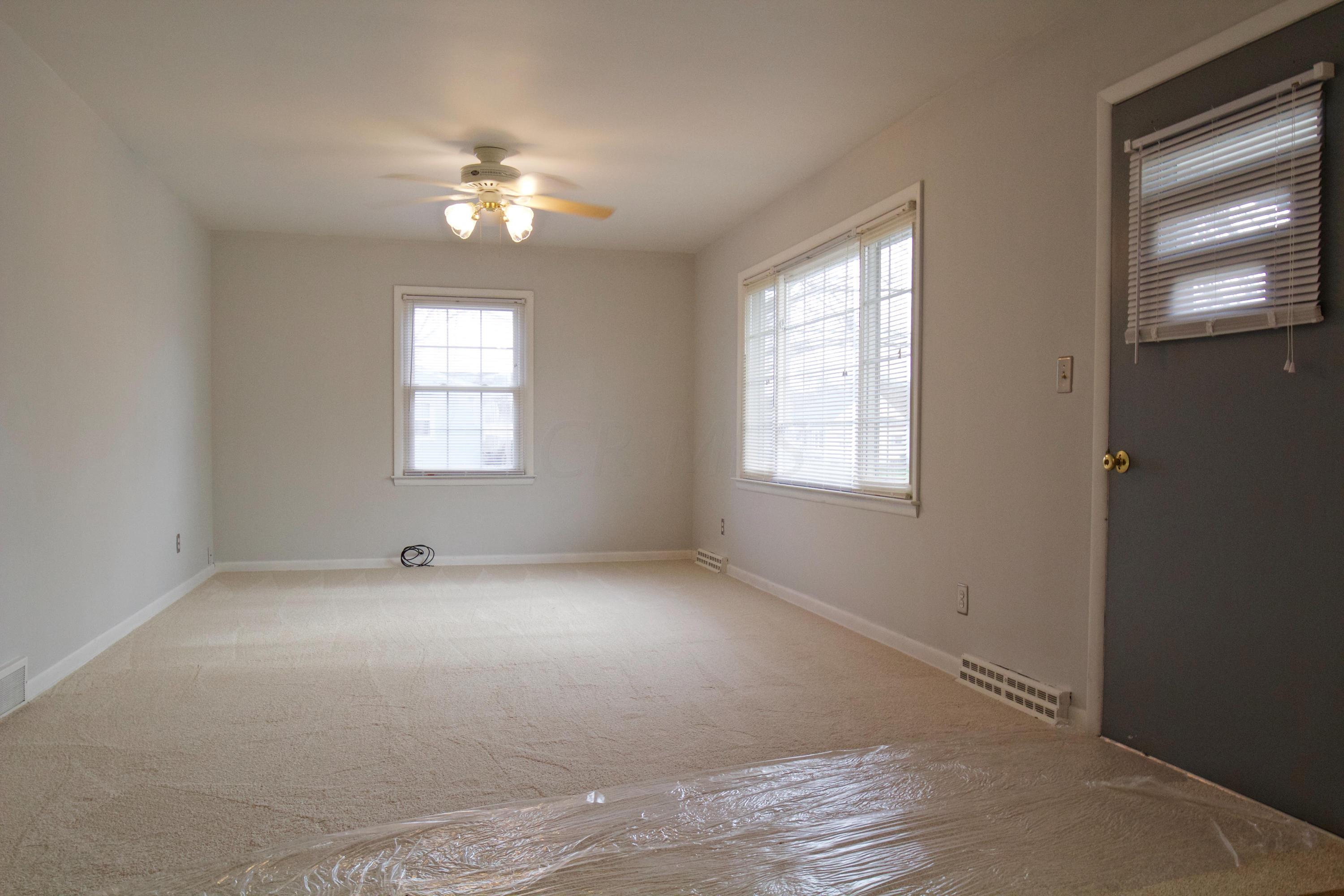 403 Spring Street Lancaster, OH 43130 - Photo 3 of 15 Gallery Image 3