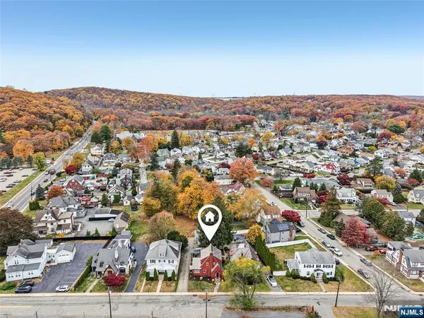 $489,000 | 8 North Elk Avenue, Dover, NJ 07801