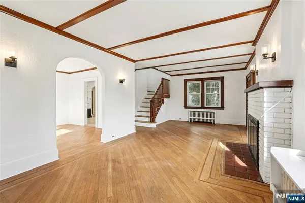 $489,000 | 8 North Elk Avenue, Dover, NJ 07801