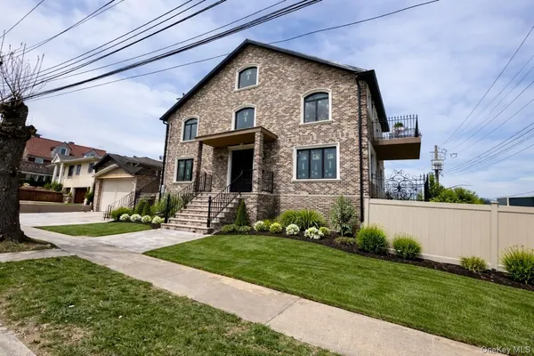 $1,780,000 | 168-19 12th Road | Beechhurst