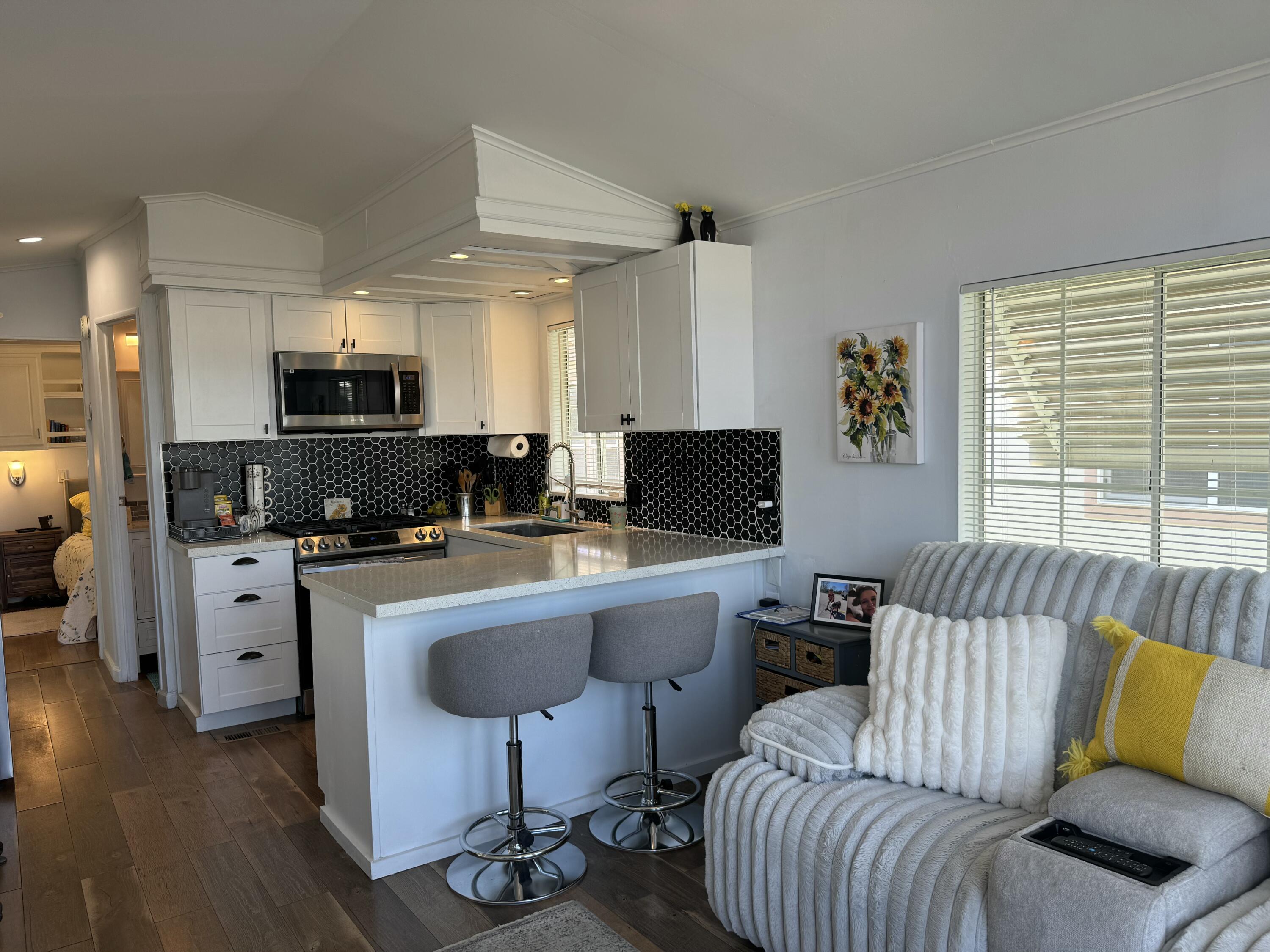 84136 Ave 44, Unit 130 Indio, CA 92203 - Photo 5 of 20 tempImagefJRUdr