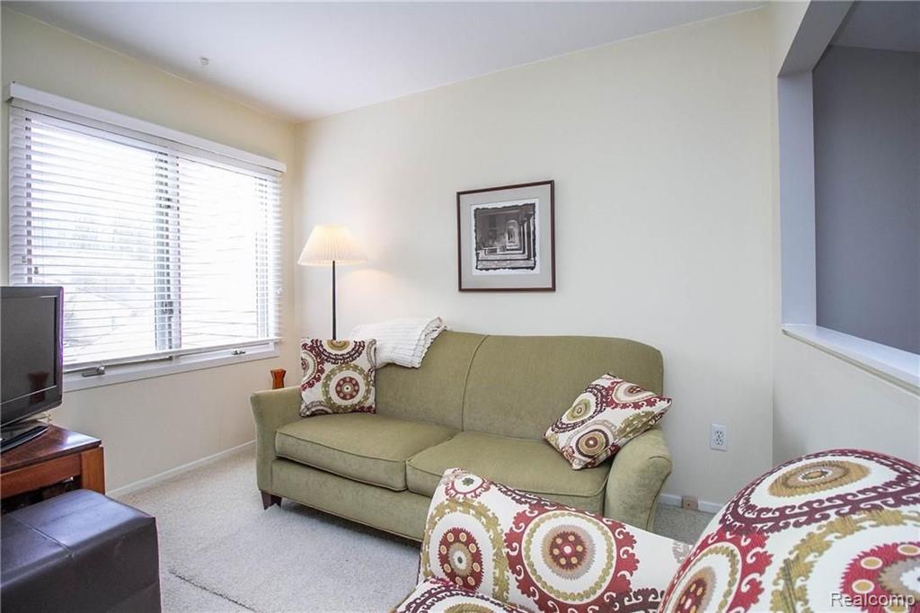 5388 Parkgrove Road, Unit 21 Ann Arbor, MI 48103 - Photo 29 of 35