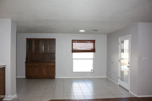 $2,300 | 15420 North 58th Avenue, Glendale, AZ 85306