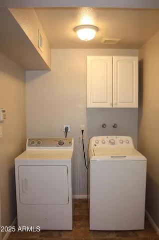 $2,300 | 15420 North 58th Avenue, Glendale, AZ 85306