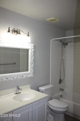 $2,300 | 15420 North 58th Avenue, Glendale, AZ 85306