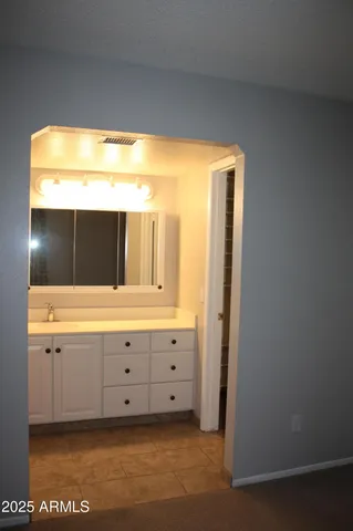 $2,300 | 15420 North 58th Avenue, Glendale, AZ 85306