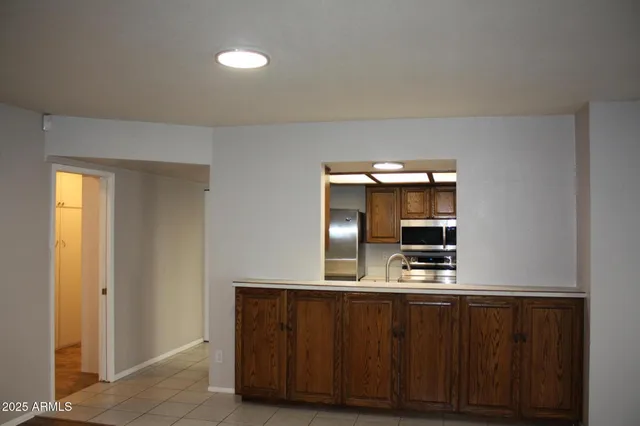 $2,300 | 15420 North 58th Avenue, Glendale, AZ 85306