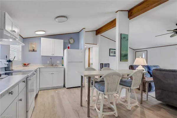 $250,000 | 220 Ocean Reef Lane, Unit 129, Naples, FL 34114