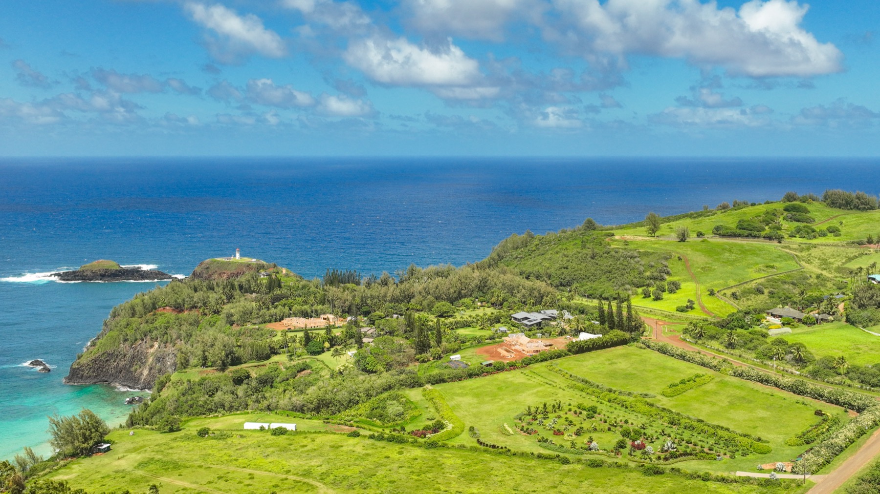 Kauapea Road Kilauea, HI 96754 - Photo 4 of 23 a view of an ocean from a balcony