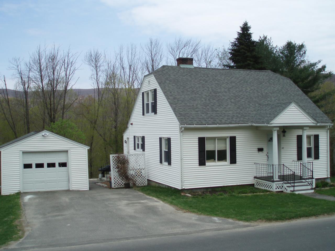 32 Woodlawn Avenue North Adams, MA 01247 - Photo 1 of 15 Front TEMP