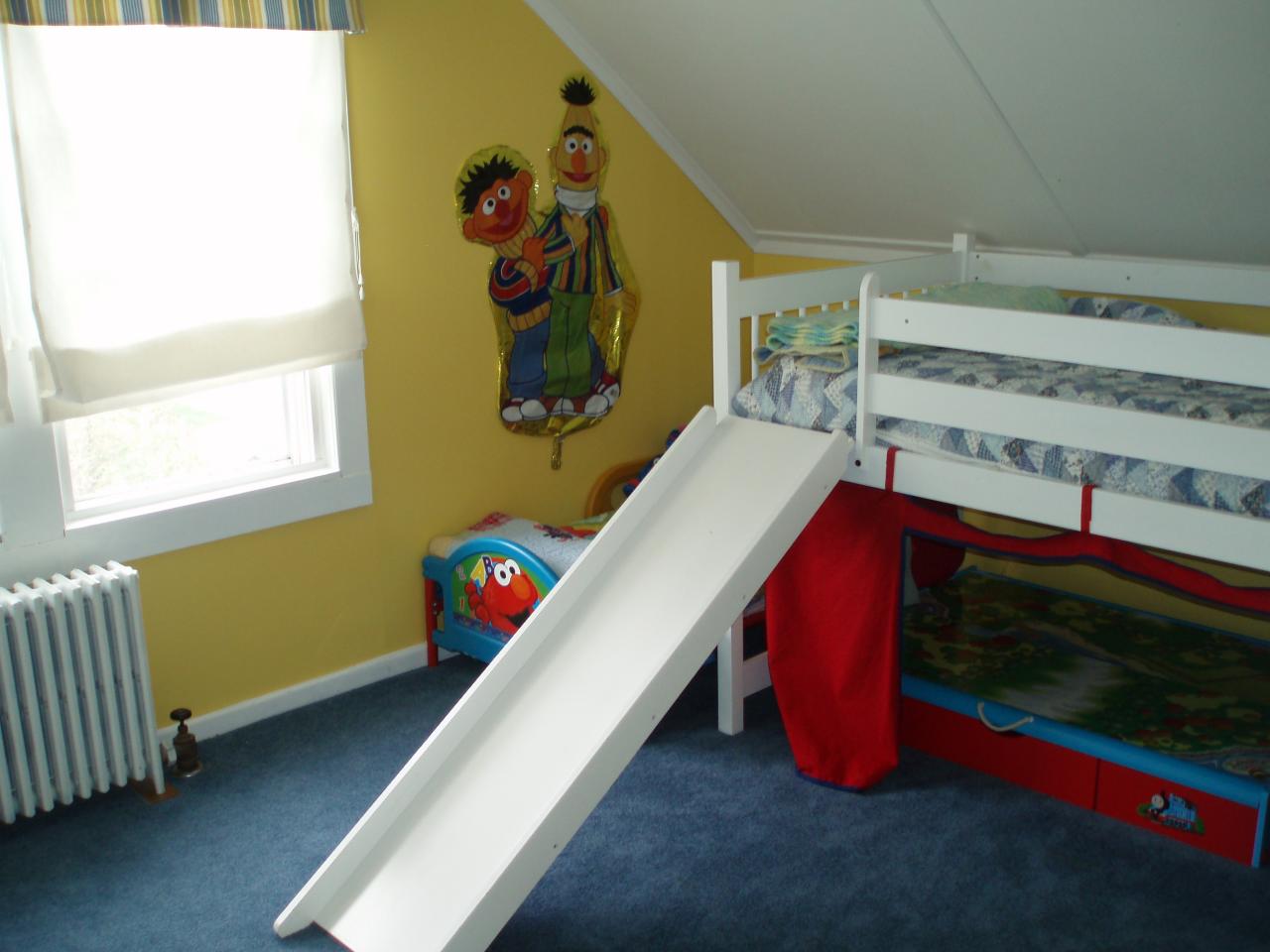 32 Woodlawn Avenue North Adams, MA 01247 - Photo 14 of 15 2nd floor bedroom