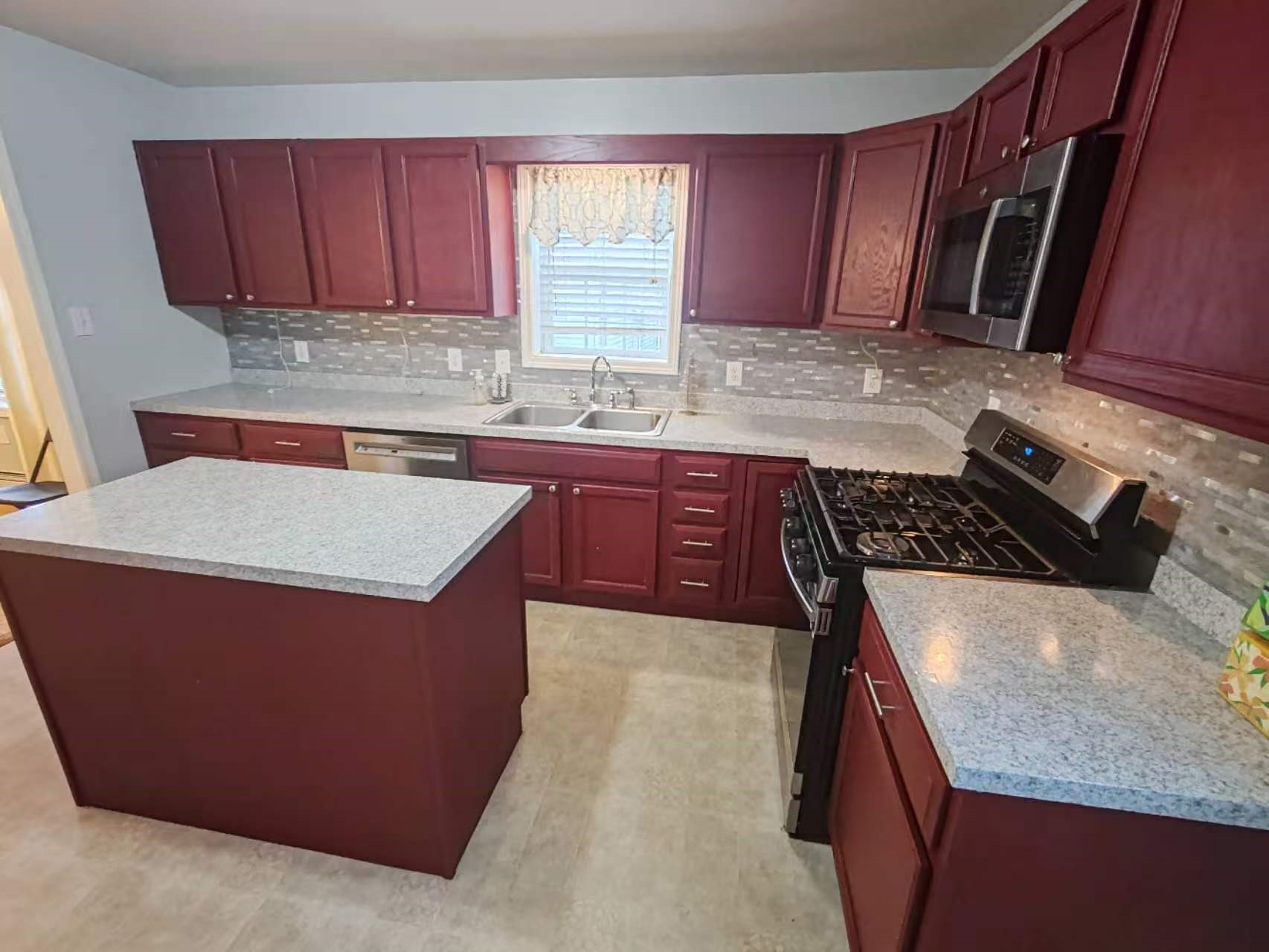 925 Vestal Road Vestal, NY 13850 - Photo 4 of 18