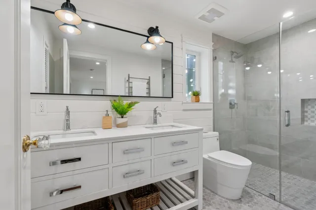 $1,595,000 | 907 Portal Avenue, Oakland, CA 94610