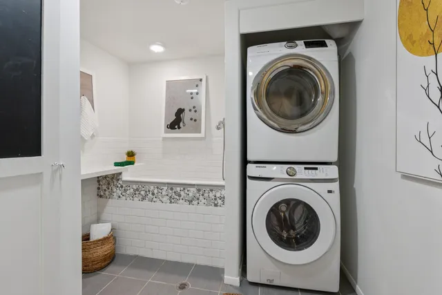 $1,595,000 | 907 Portal Avenue, Oakland, CA 94610