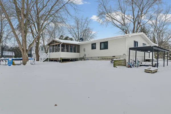 $269,900 | 140 Choctaw Trail, Loda, IL 60948
