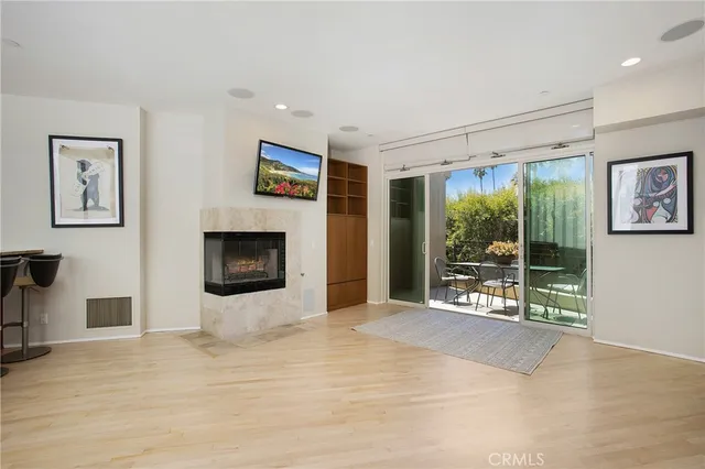 $1,764,000 | 1565 North Coast Highway, Unit 5, Laguna Beach, CA 92651