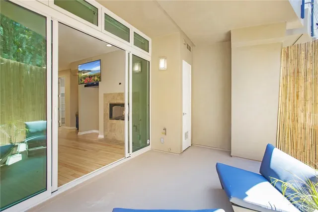 $1,764,000 | 1565 North Coast Highway, Unit 5, Laguna Beach, CA 92651