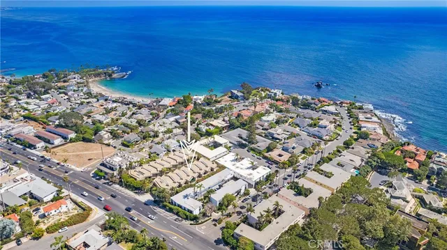 $1,764,000 | 1565 North Coast Highway, Unit 5, Laguna Beach, CA 92651
