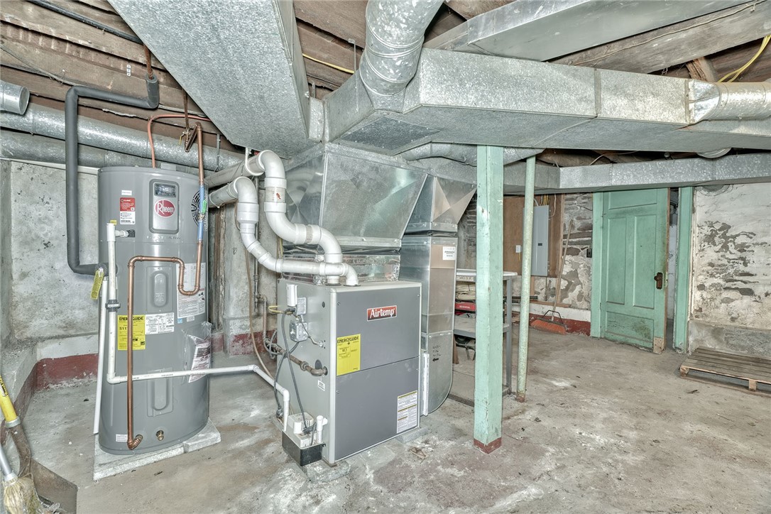904 Lake Road, Unit 900902 Webster, NY 14580 - Photo 27 of 50 #900- BASEMENT - HI-EFF FURNACE & WATER HEATER