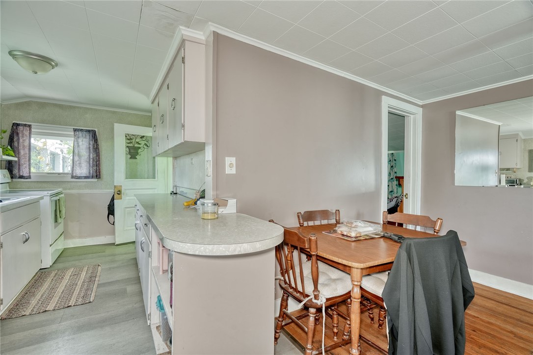 904 Lake Road, Unit 900902 Webster, NY 14580 - Photo 42 of 50 #902-KITCHEN