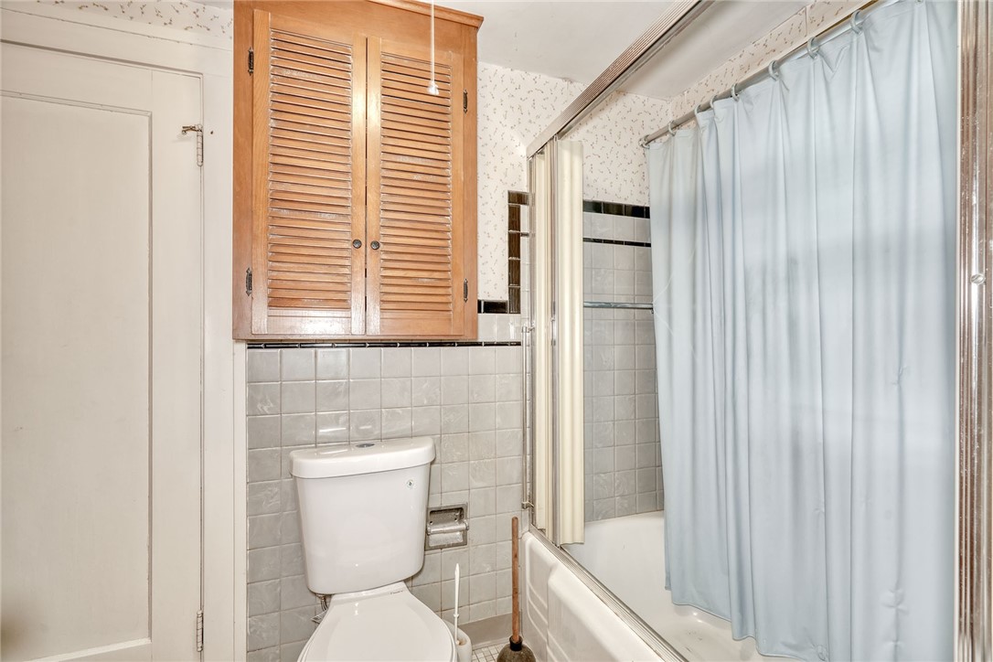 904 Lake Road, Unit 900902 Webster, NY 14580 - Photo 8 of 50 #900- BATH