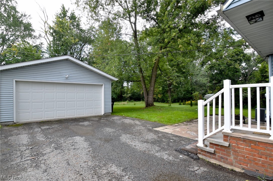 33600 Baldwin Road Solon, OH 44139 - Photo 31 of 32