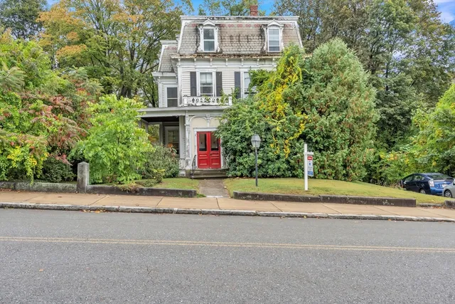 $379,900 | 51 Grove Avenue, Leominster, MA 01453