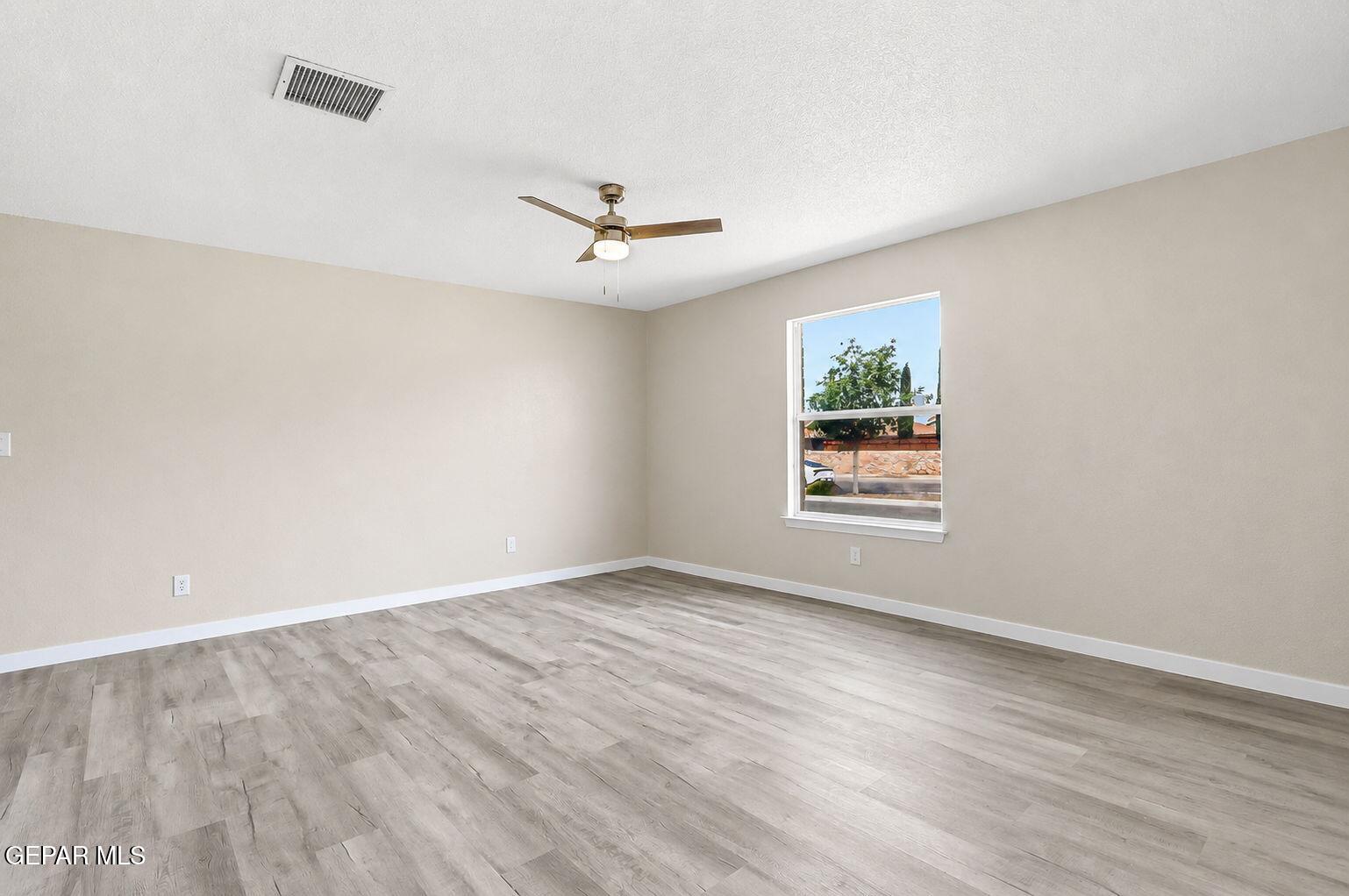 12500 Tierra Norte Road El Paso, TX 79938 - Photo 6 of 32 31-web-or-mls-dfsdf