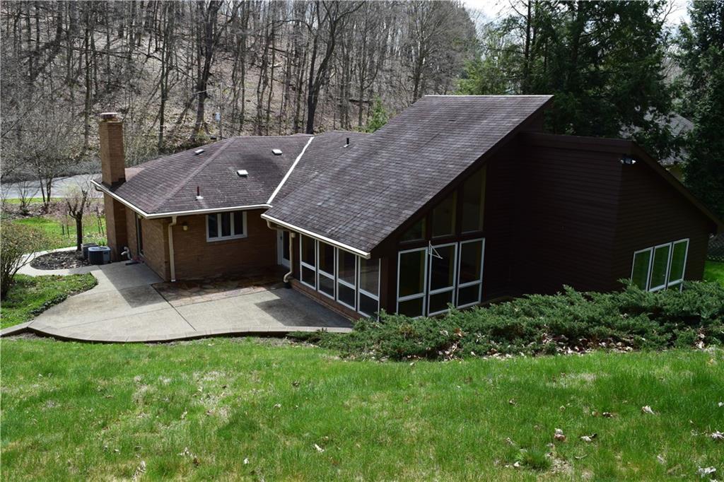 731 Chestnut Road Edgeworth, PA 15143 - Photo 2 of 19