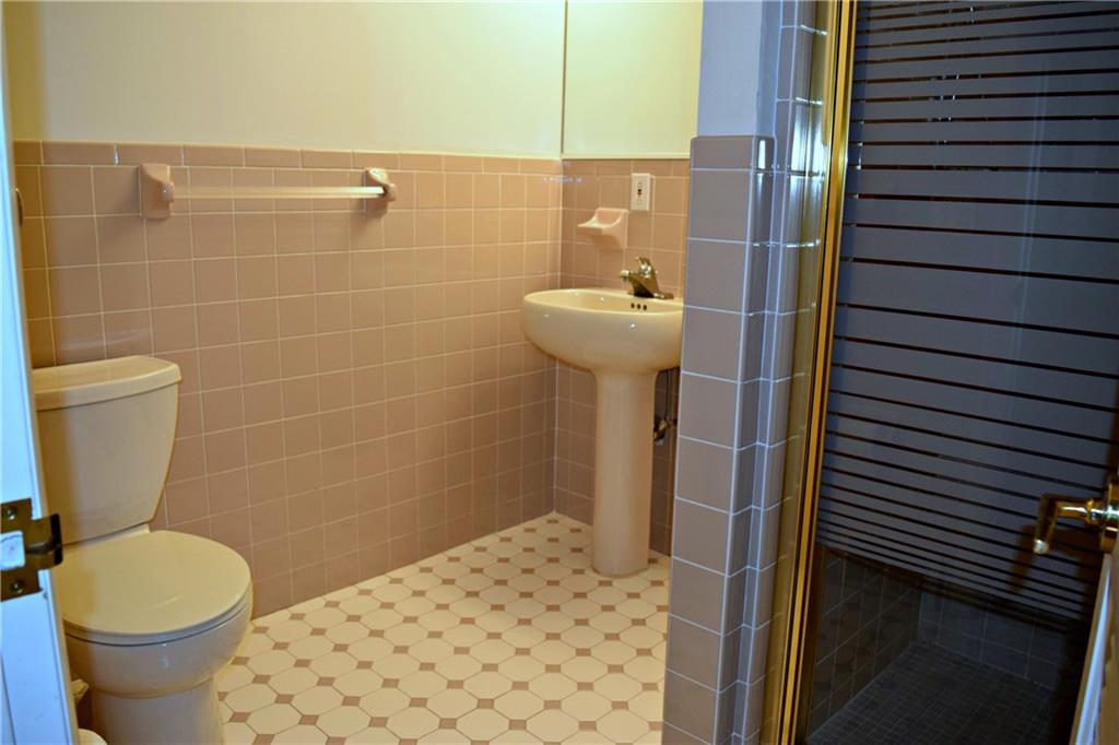 731 Chestnut Road Edgeworth, PA 15143 - Photo 14 of 19