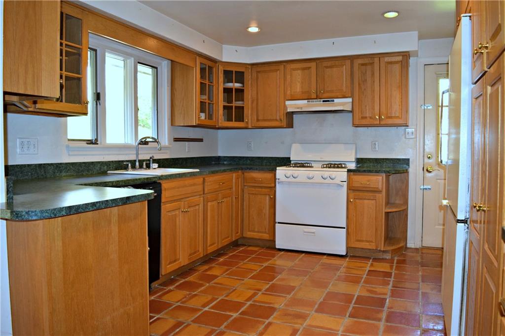 731 Chestnut Road Edgeworth, PA 15143 - Photo 9 of 19