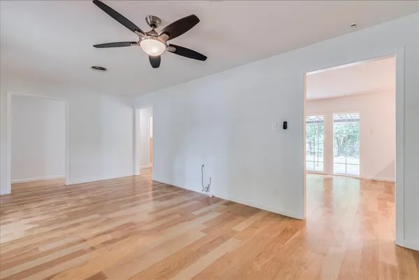$3,200 | 5614 Delwood Drive, Austin, TX 78723