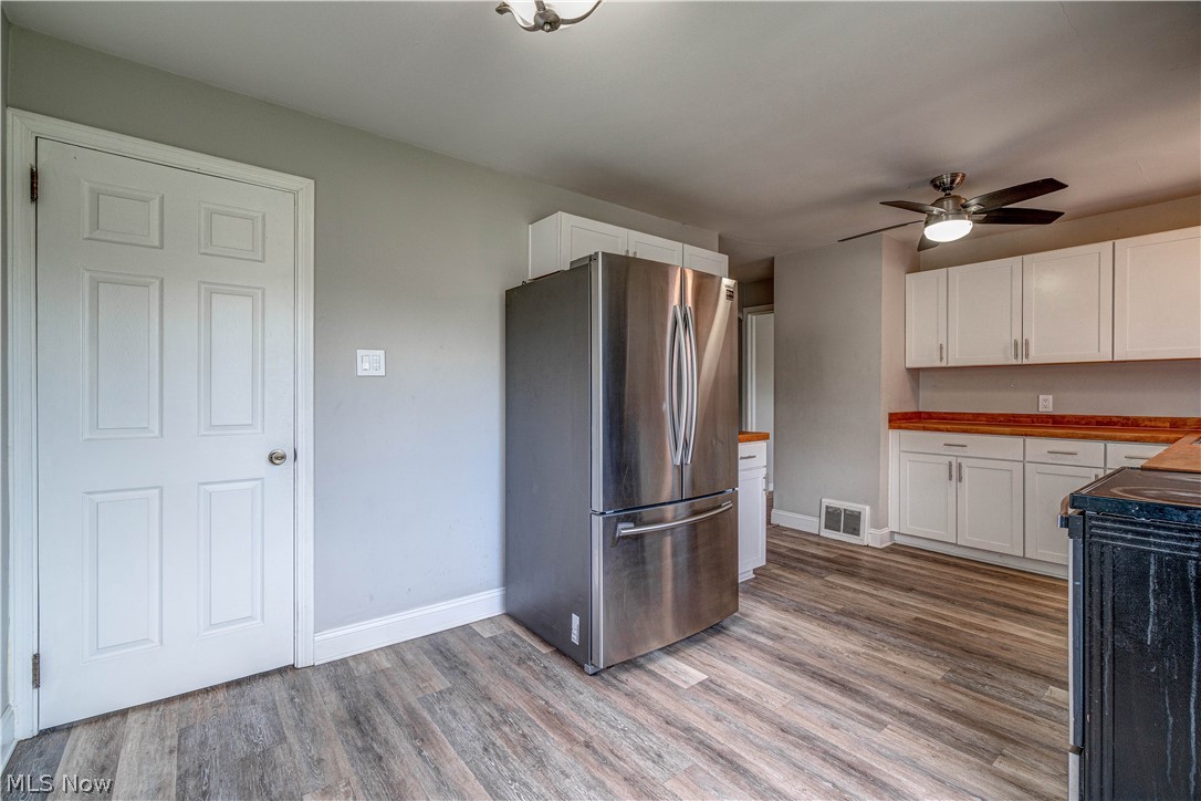 824 East Waterloo Road Akron, OH 44306 - Photo 15 of 33