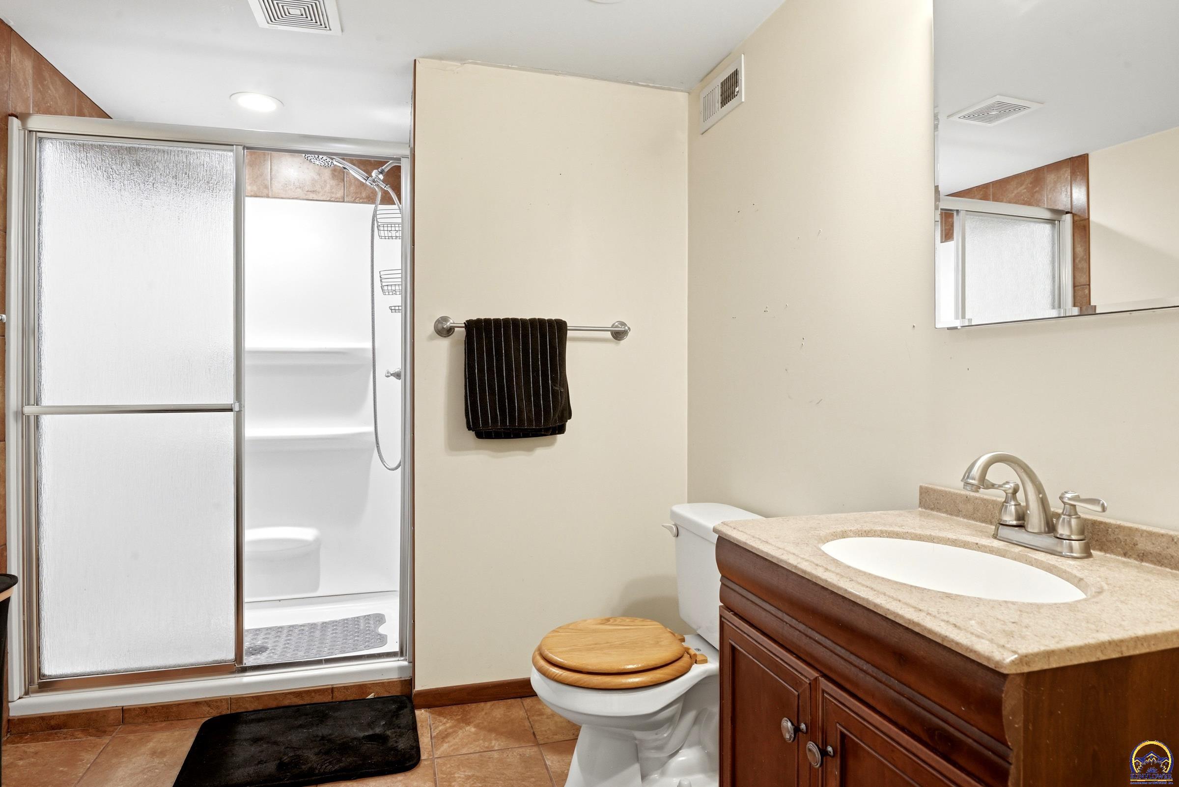 601 Southwest Randolph Avenue Topeka, KS 66606 - Photo 15 of 17