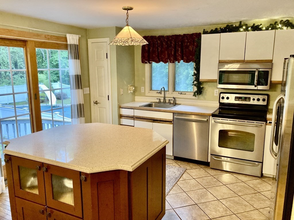 32 Bay State Road Rehoboth, MA 02769 - Photo 23 of 42 Gallery Image 23