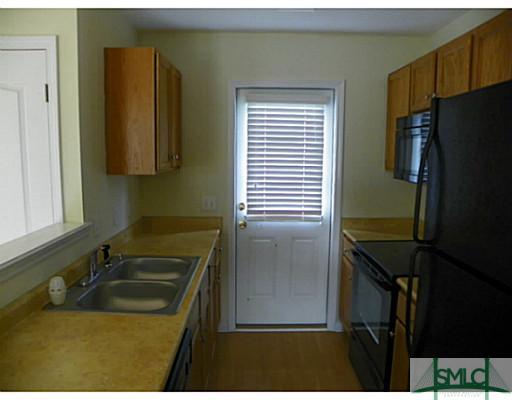 4 Rice Mill Road Port Wentworth, GA 31407 - Photo 4 of 12 Kitchen.