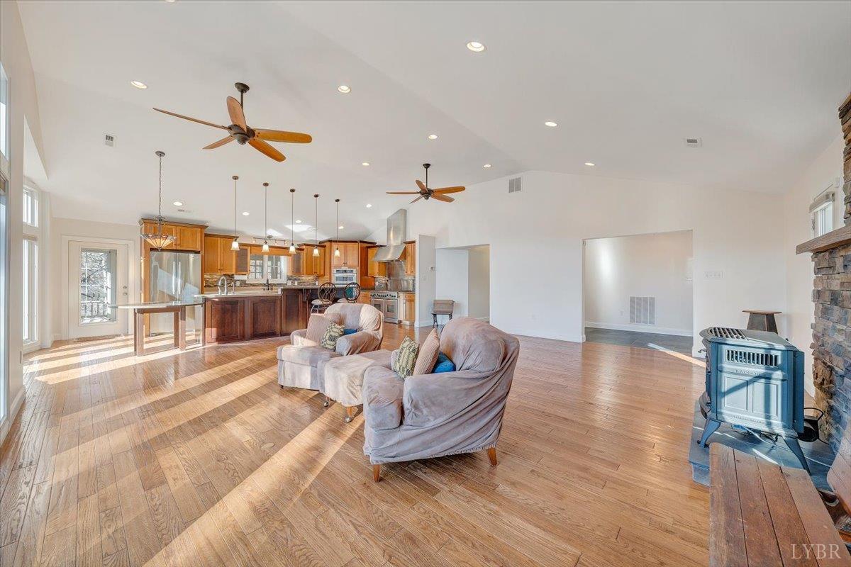 780 Dry Bridge Road Farmville, VA 23901 - Photo 11 of 98