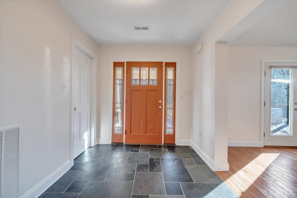 780 Dry Bridge Road Farmville, VA 23901 - Photo 8 of 98