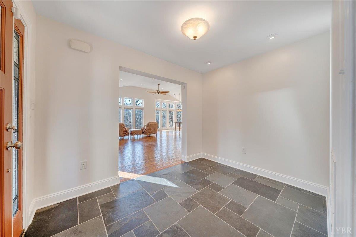 780 Dry Bridge Road Farmville, VA 23901 - Photo 9 of 98