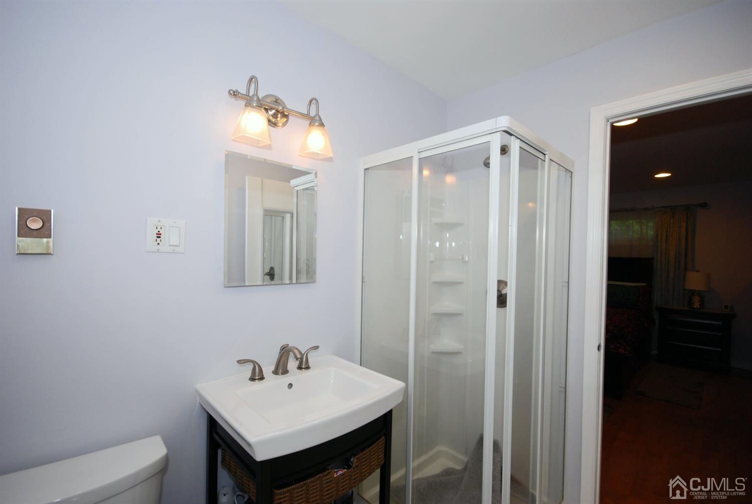 44 Ramsey Road Middlesex, NJ 08846 - Photo 15 of 27