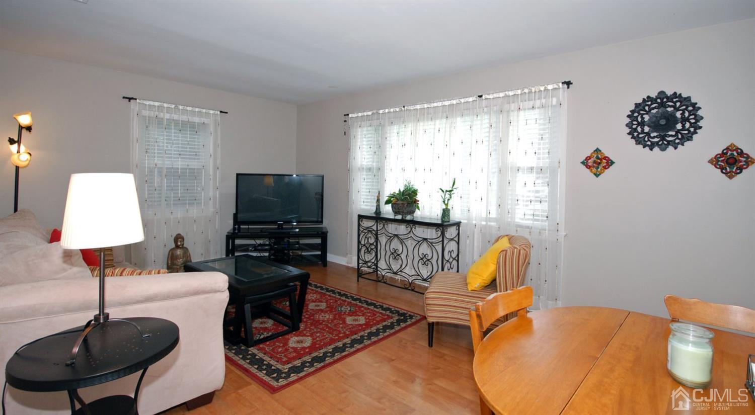 44 Ramsey Road Middlesex, NJ 08846 - Photo 3 of 27