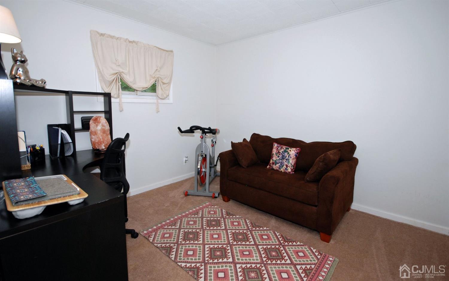 44 Ramsey Road Middlesex, NJ 08846 - Photo 5 of 27