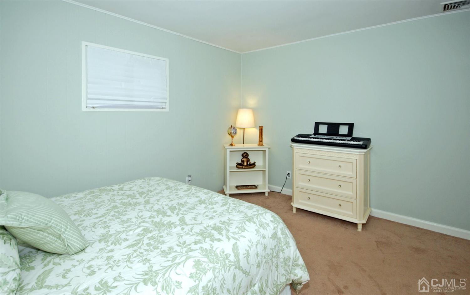 44 Ramsey Road Middlesex, NJ 08846 - Photo 9 of 27