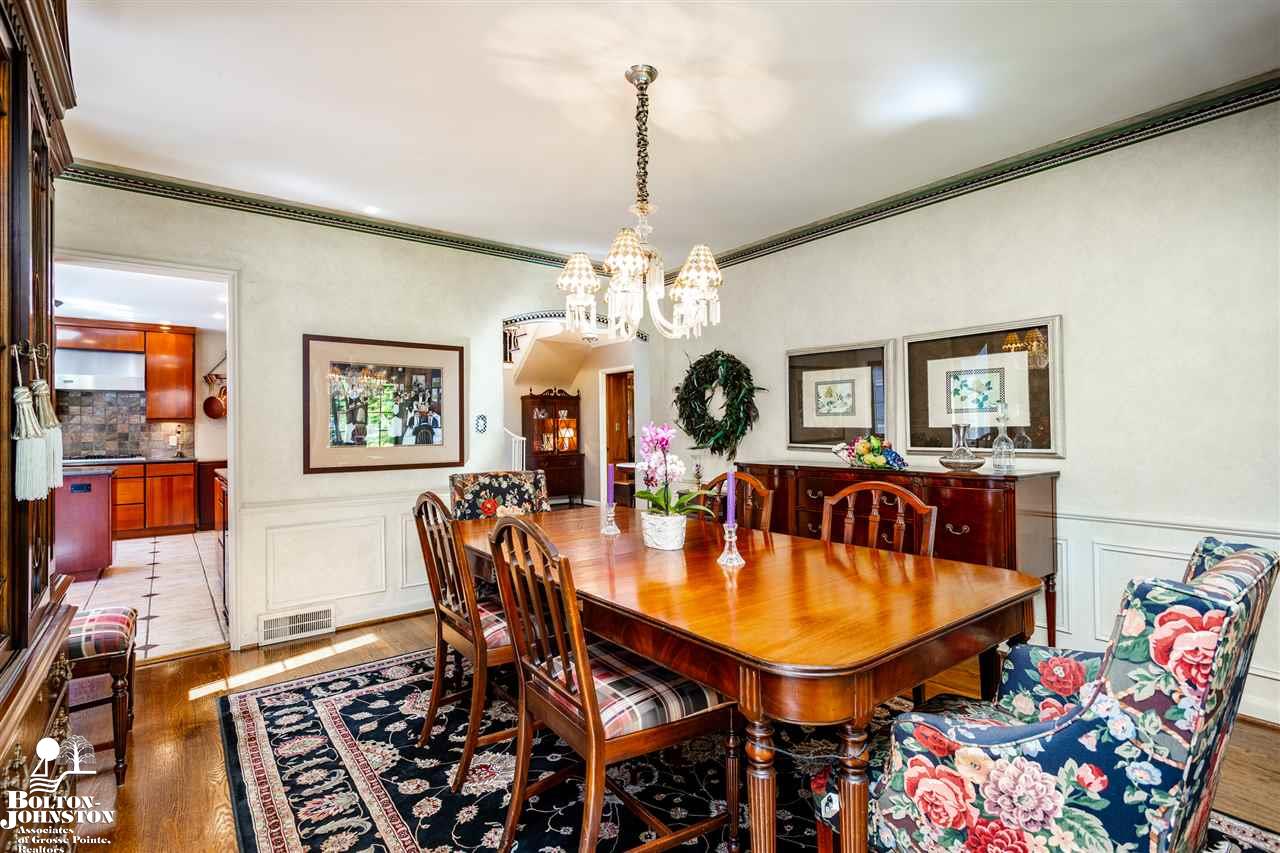 133 Merriweather Road Grosse Pointe Farms, MI 48236 - Photo 9 of 65